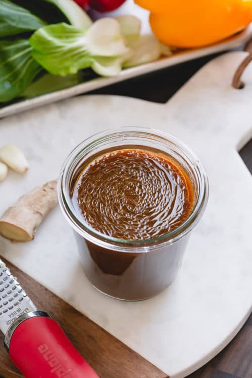 This is a great all-purpose Chinese stir-fry sauce that is quick and flavorful to complement your weeknight stir fry dinner.  It has a well-rounded flavor, perfect for any meat and vegetable combination.